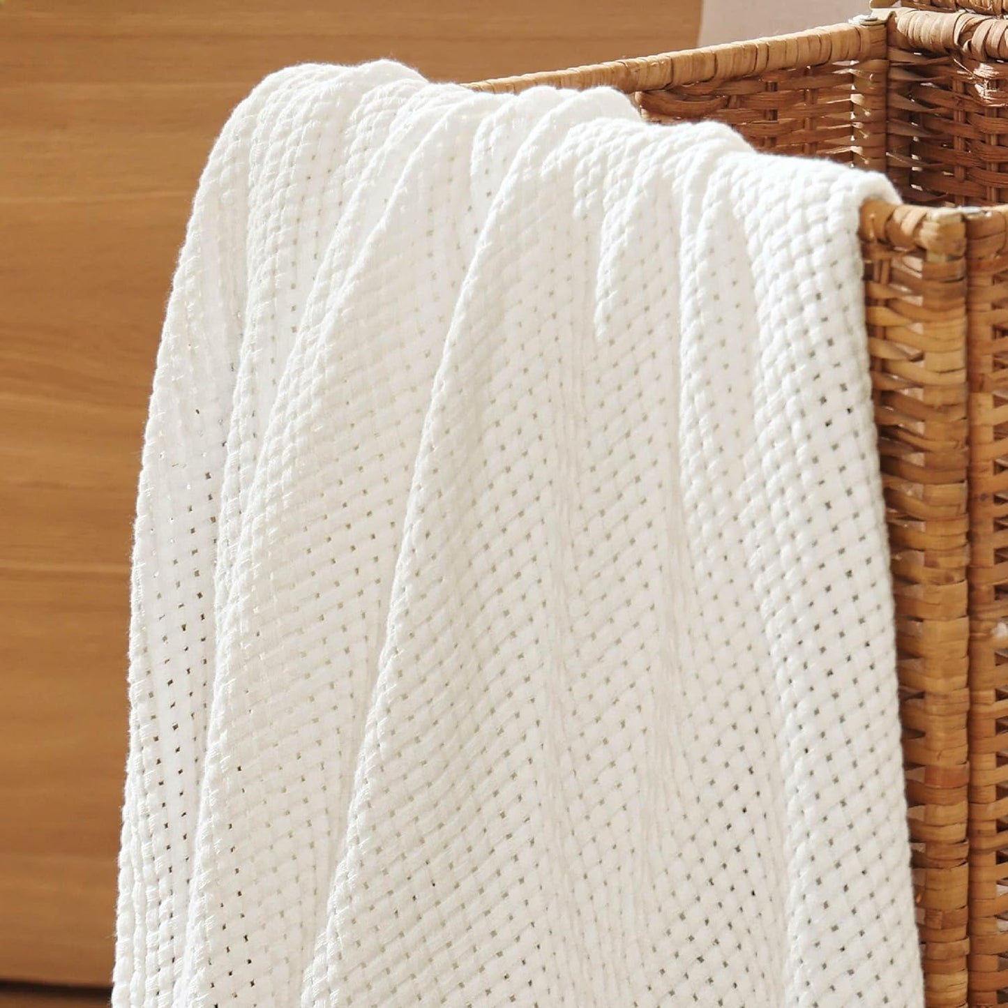 100% Cotton Blanket Twin for Bed - Breathable and Lightweight, Soft Cozy White Basket Woven Blanket for Summer